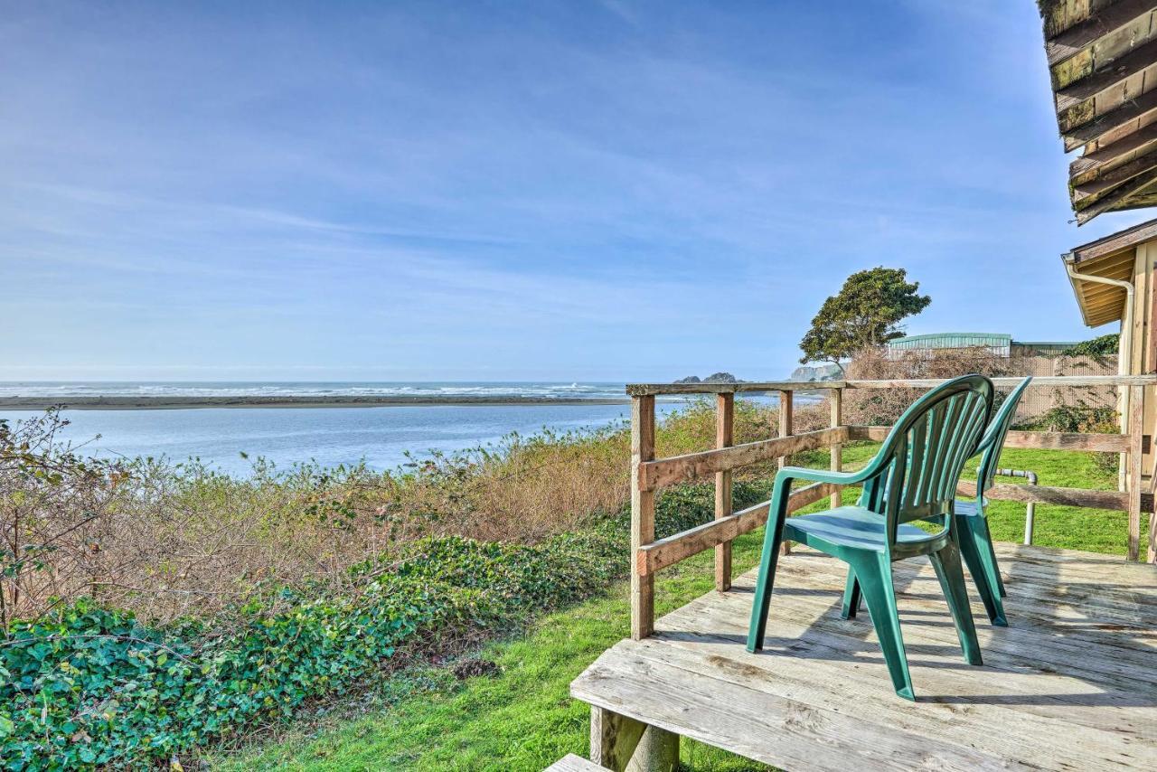 Smith River Vintage Cabin Oceanfront Deck And Views 외부 사진